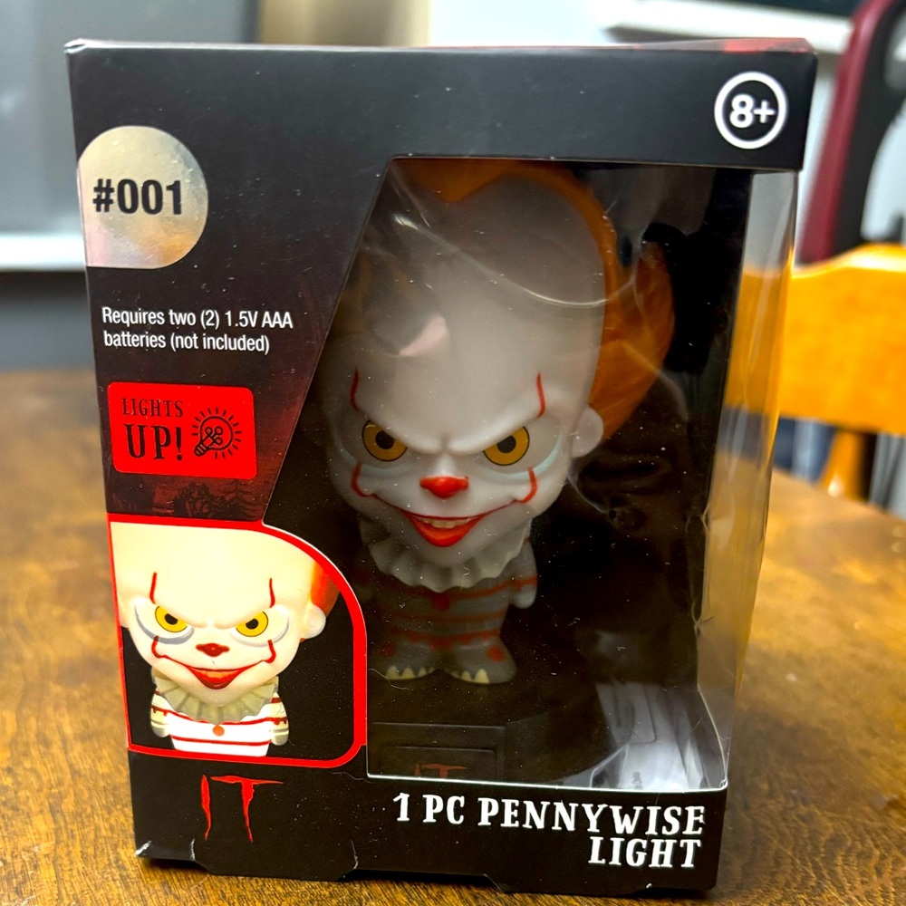 Pennywise Light Figure